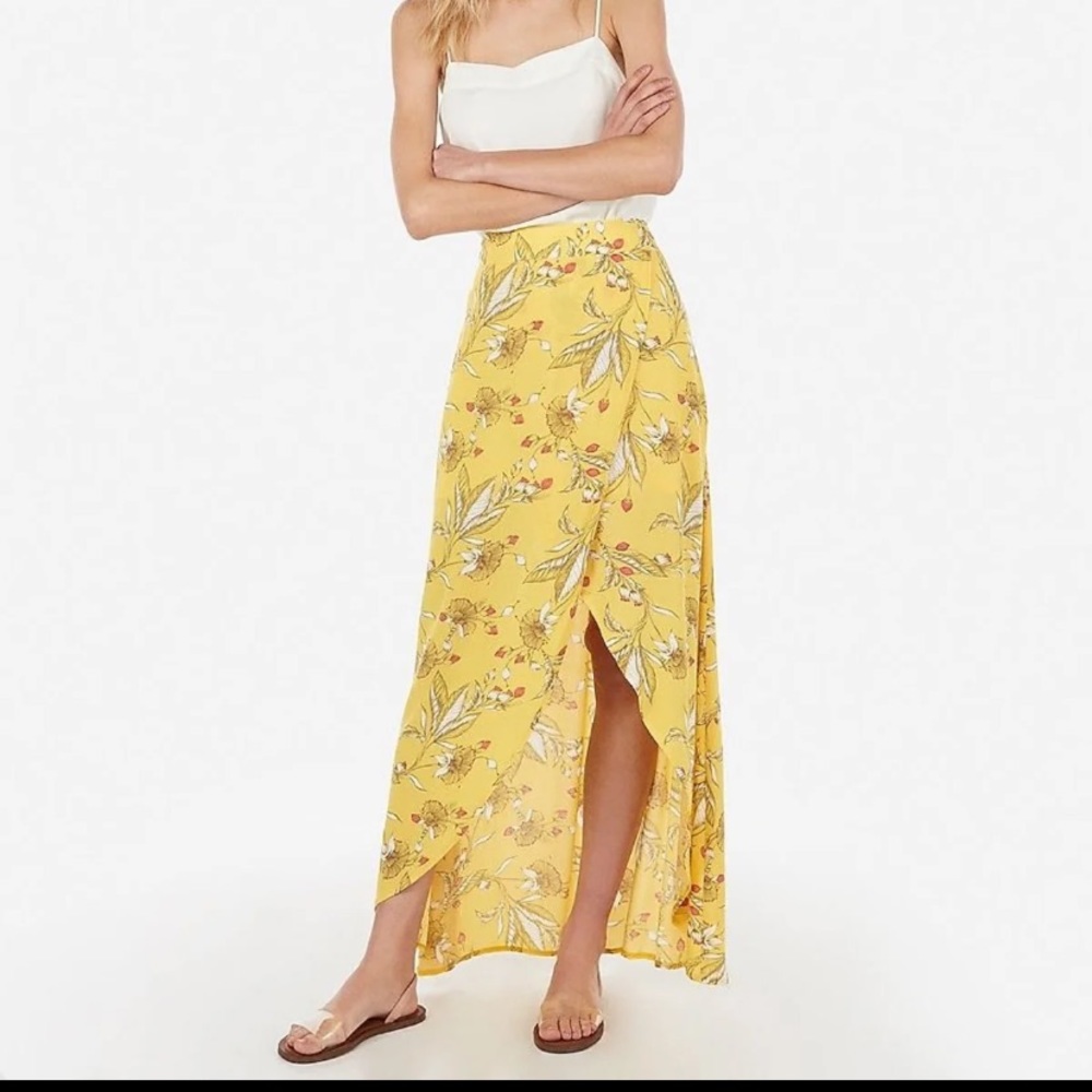 Front slit maxi skirt express size xs
